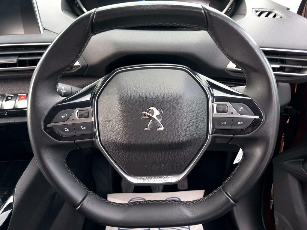 Peugeot 3008 Allure White #25
