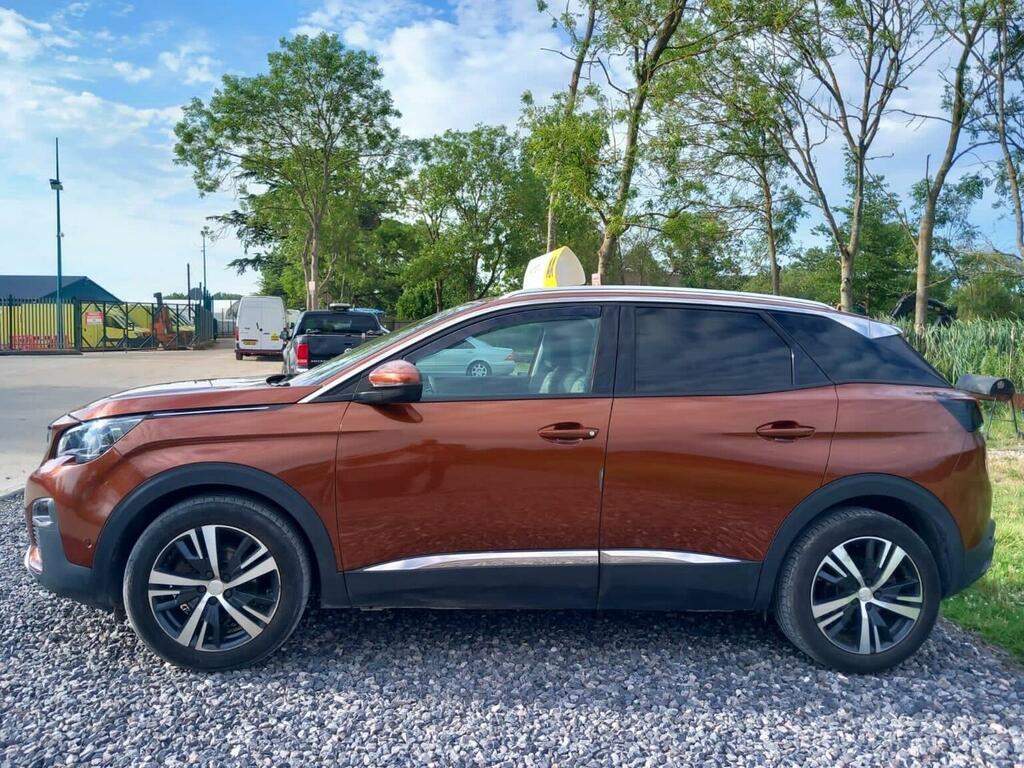 Peugeot 3008 Allure White #10