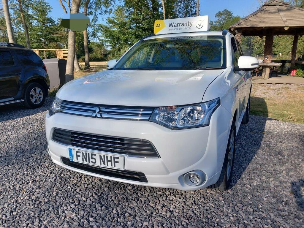 Mitsubishi Outlander Suv 2.0H 12Kwh Gx3h Cvt 4Wd Euro 5 Ss 2015 White