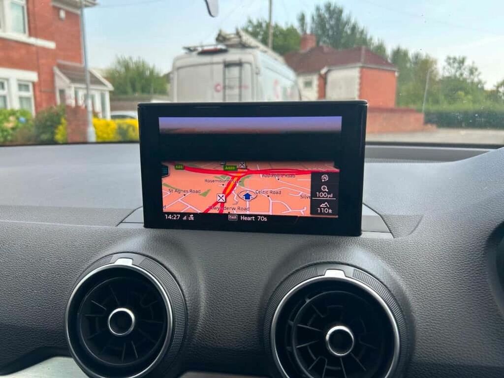 Audi Q2 1.0 Tfsi Sport Grey #8