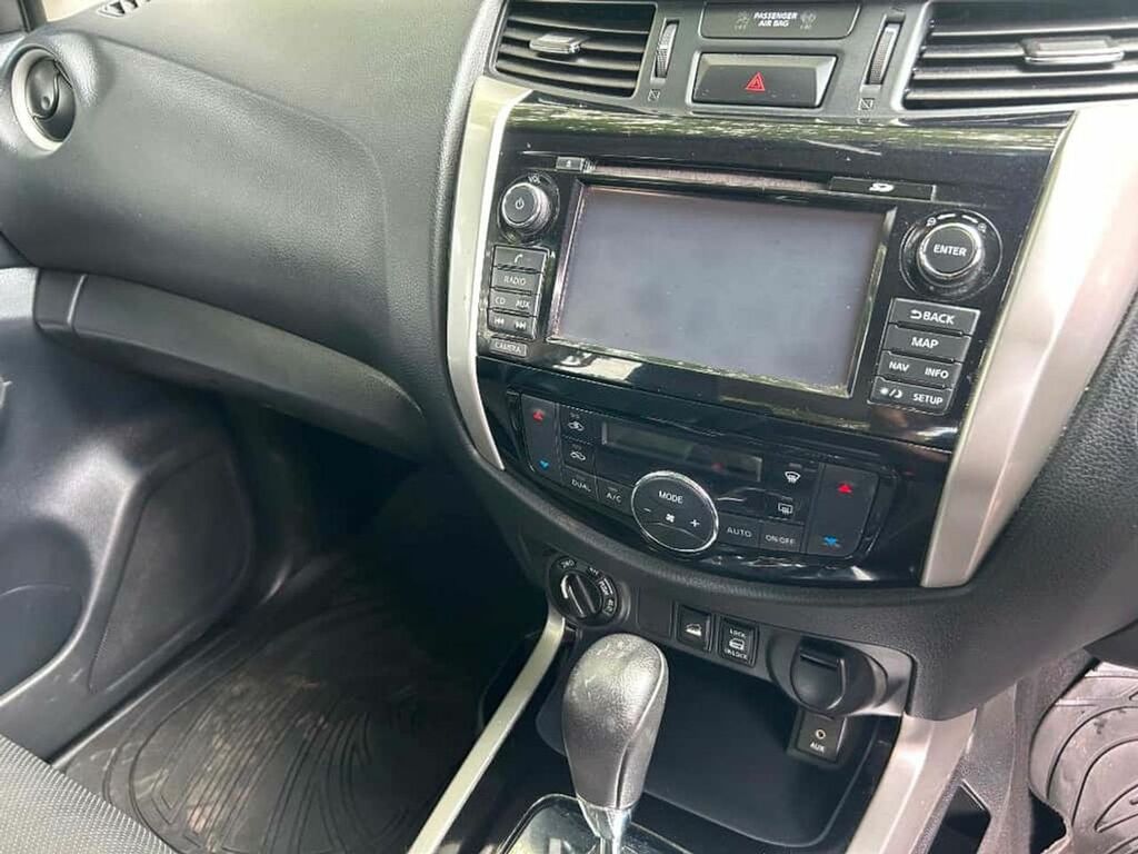 Nissan Navara Dci Acenta 4X4 Shr Dcb White #10