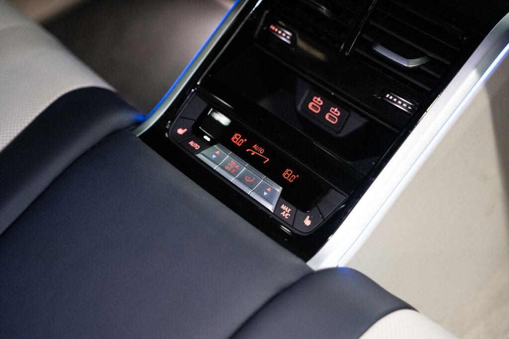 BMW 8 Series Gran Coupe 840I Steptronic Euro 6 Blue #27