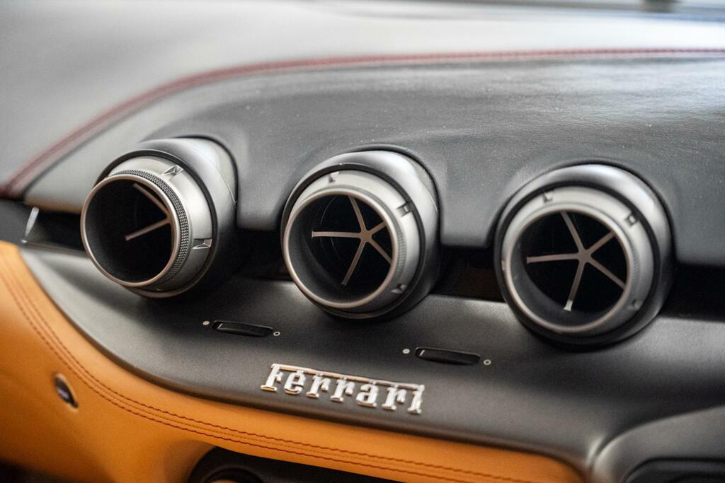Ferrari F12 Berlinetta 2dr Auto Red #29