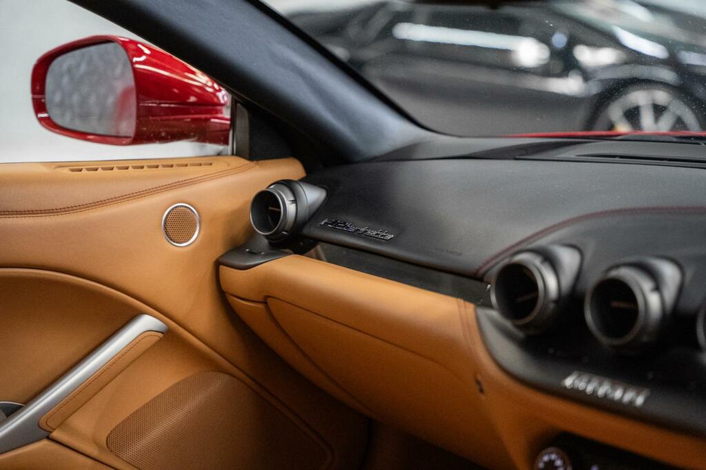 Ferrari F12 Berlinetta 2dr Auto Red #24