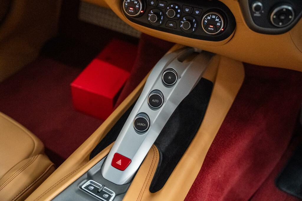 Ferrari F12 Berlinetta 2dr Auto Red #32