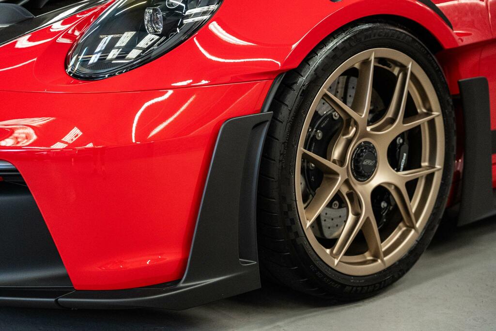 Porsche 911 St 2025 Black #67