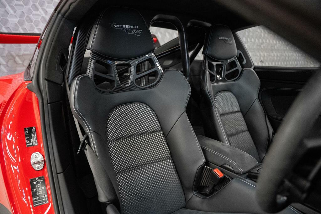 Porsche 911 St 2025 Black #16