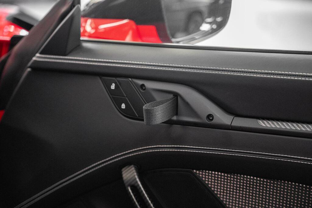 Porsche 911 St 2025 Black #31