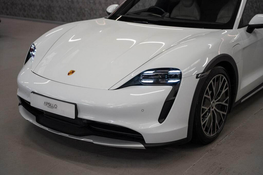 Porsche Taycan Performance Plus 93.4Kwh 4 Cross Turismo 4Wd White #6