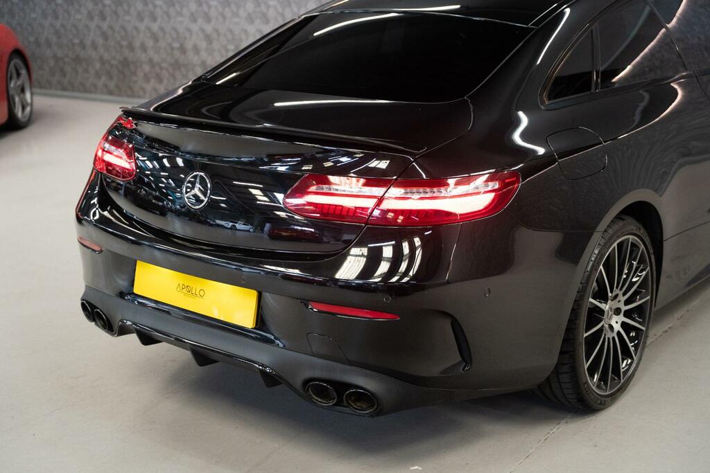 Mercedes-Benz E Class E220d Amg Line 9G-tronic Silver #52