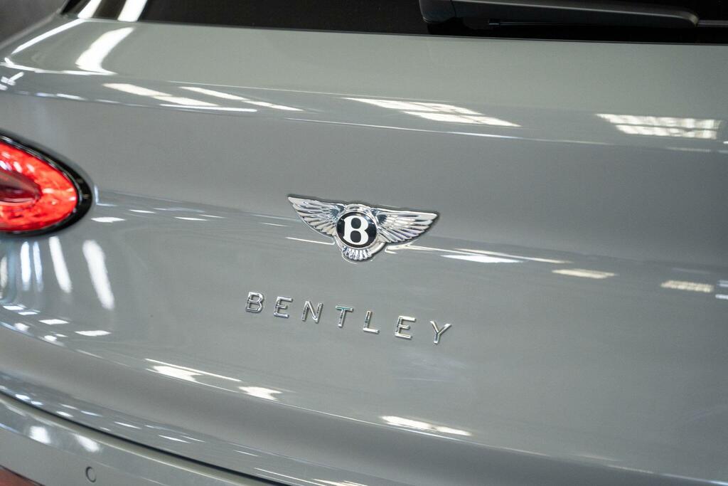 Bentley Bentayga 4.0 V8 Mulliner Driving Spec Tour Spec Grey #63