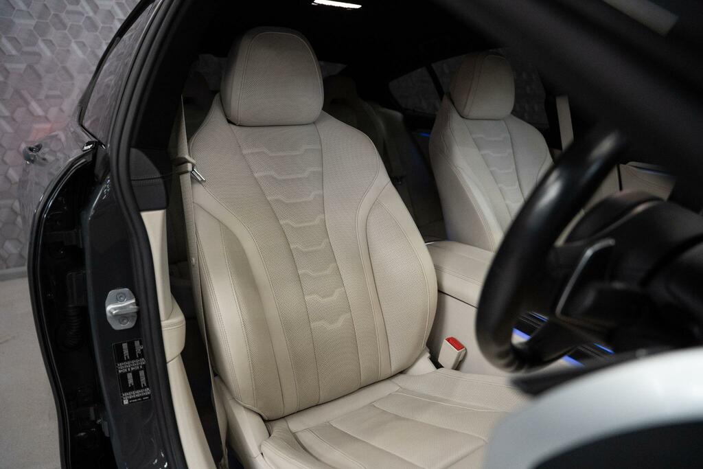 BMW 8 Series Gran Coupe 840D Blue #14