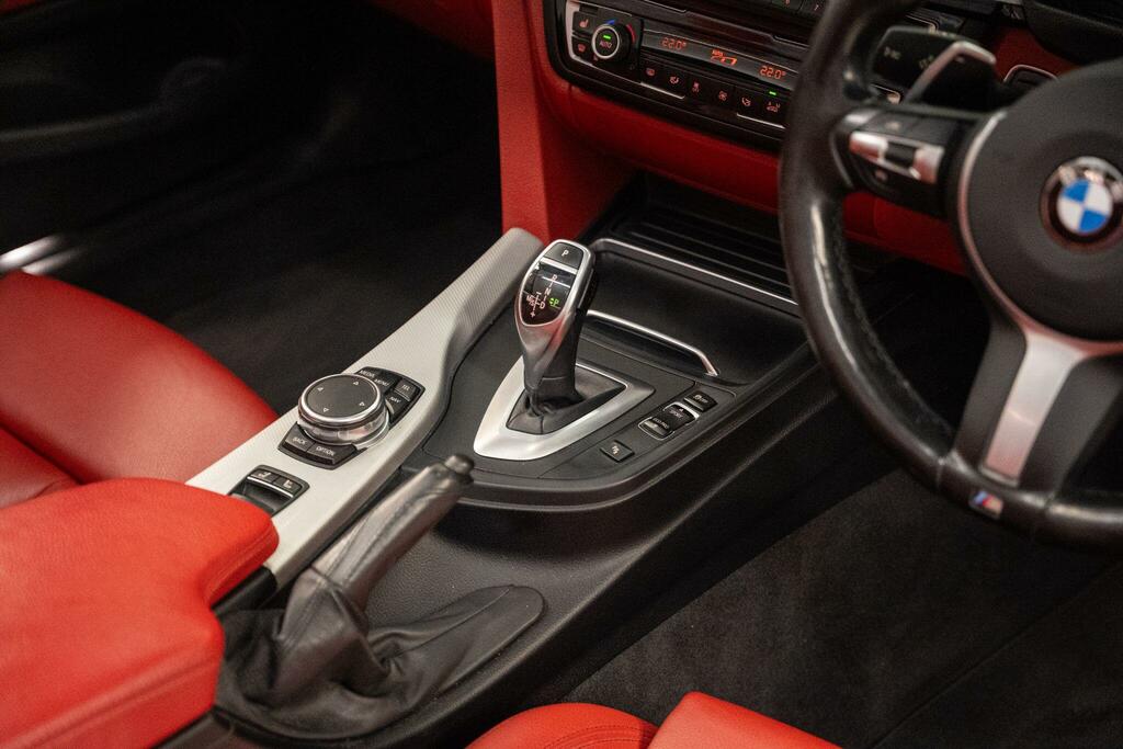 BMW 4 Series 420D Gran Coupe M Sport Black #35