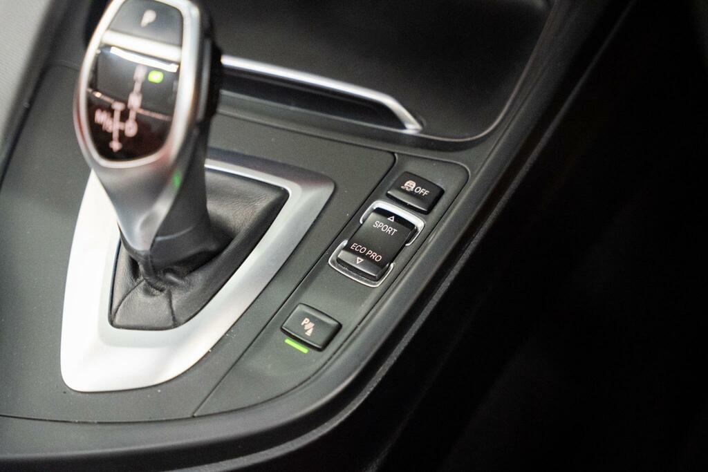 BMW 4 Series 420D Gran Coupe M Sport Black #48