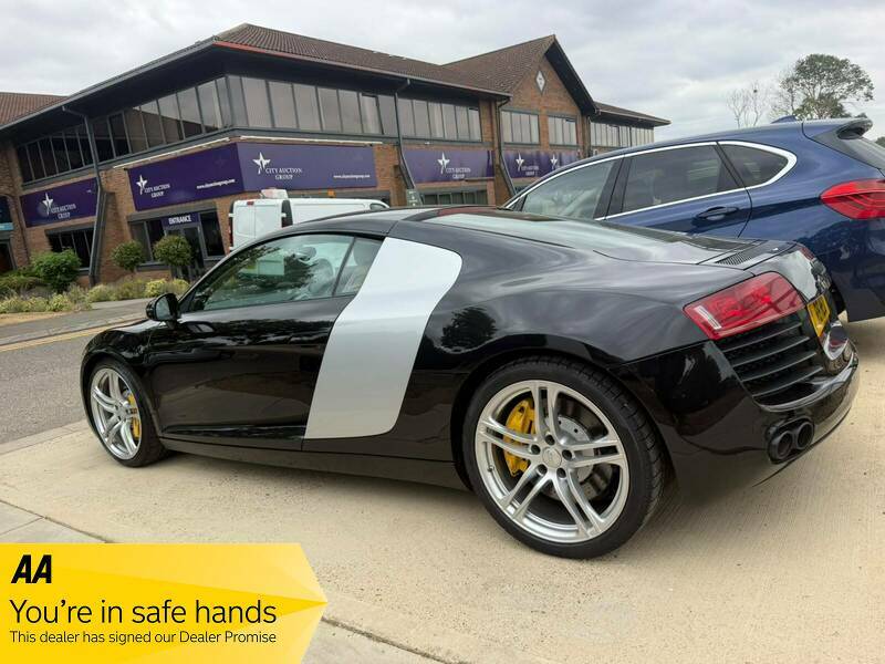 Audi R8 Quattro Black #6
