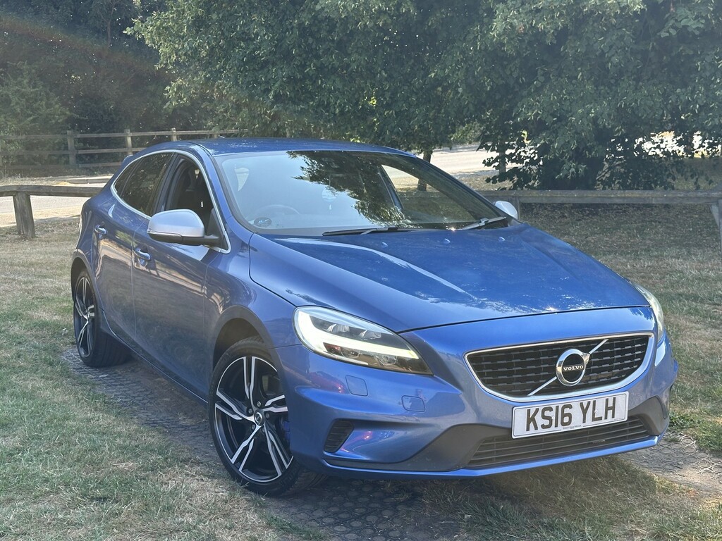 Volvo V40 Hatchback 2.0 R-design Pro D4 2016 Blue
