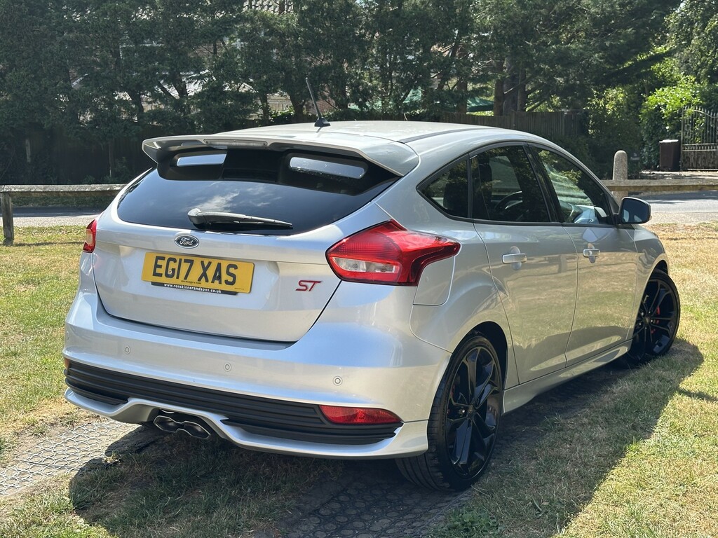 Ford Focus Hatchback 2.0 Tdci St-2 2017 EG17XAS Silver #4