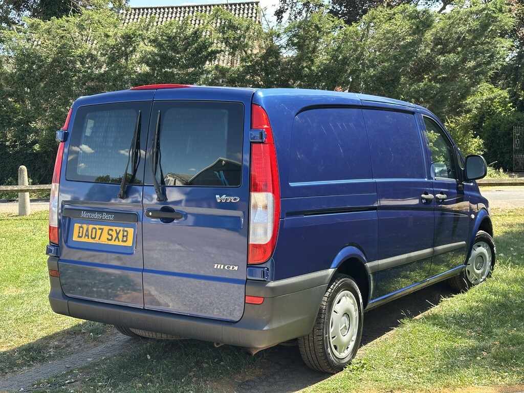 Mercedes-Benz Vito 2007 2.1 115Cdi Dualiner Basic Compact Panel Van S Black #4