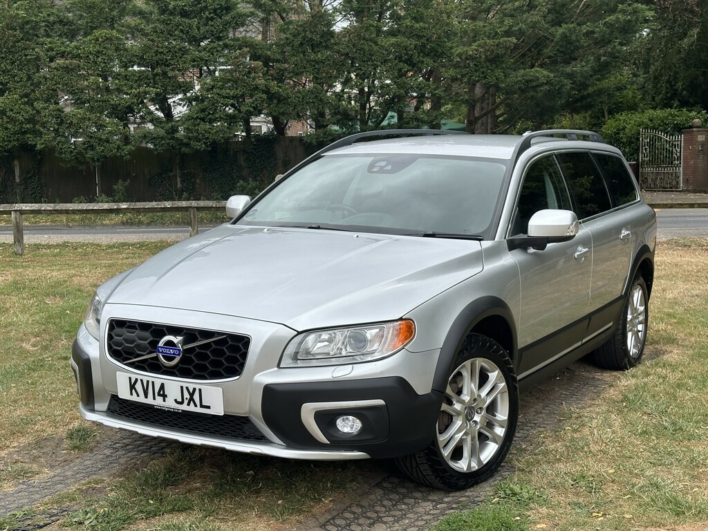 Volvo XC70 2.4 D5 Se Lux Silver #2