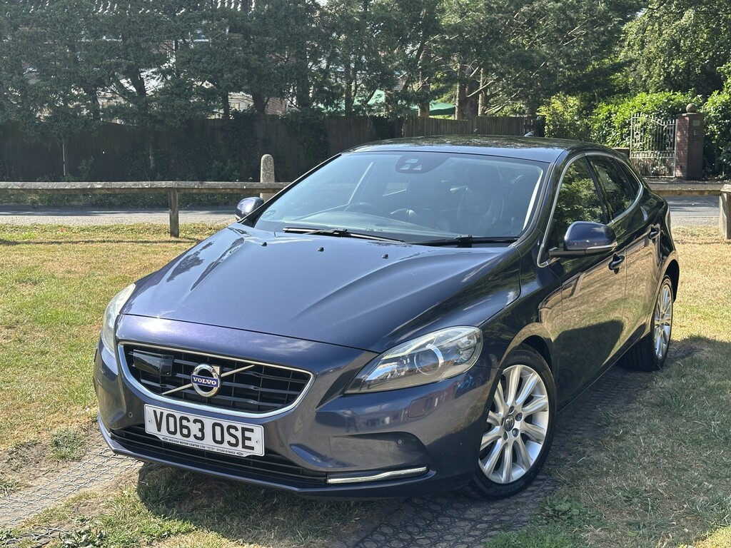 Volvo V40 Hatchback 2.0 D3 Se Lux Nav 2013 Blue #2