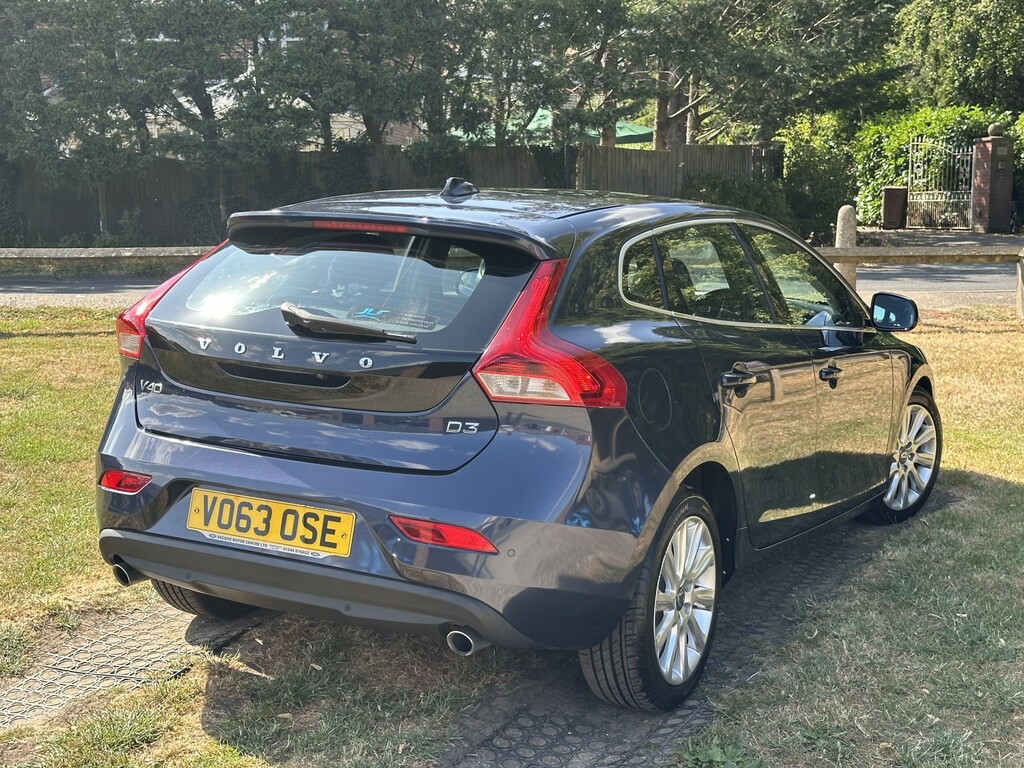 Volvo V40 Hatchback 2.0 D3 Se Lux Nav 2013 Blue #4