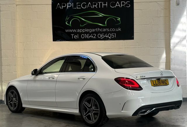 Mercedes-Benz C Class C200d Amg Line Saloon LL19HHZ White #5