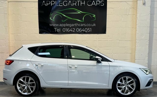 Seat Leon Tsi Fr Technology Hatchback White #2
