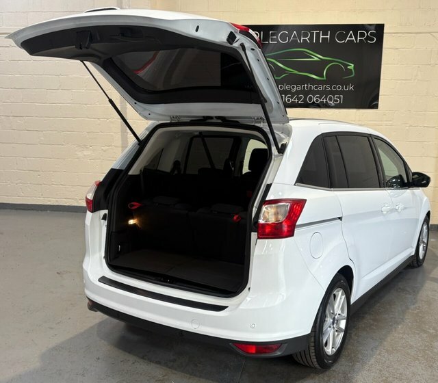 Ford Grand C-Max Tdci Zetec Mpv White #6