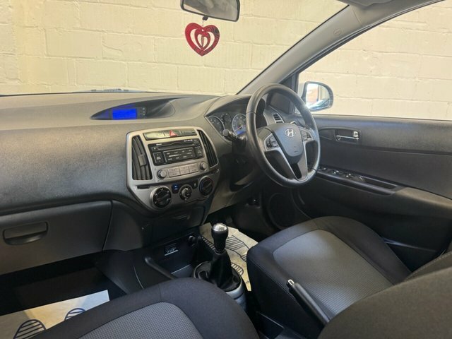 Hyundai I20 Active 5-Door White #32