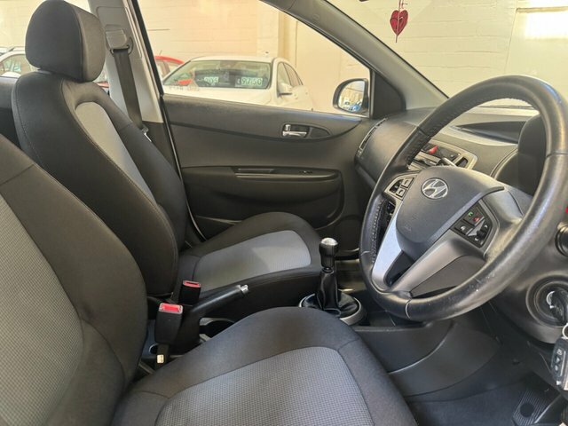 Hyundai I20 Active 5-Door White #25