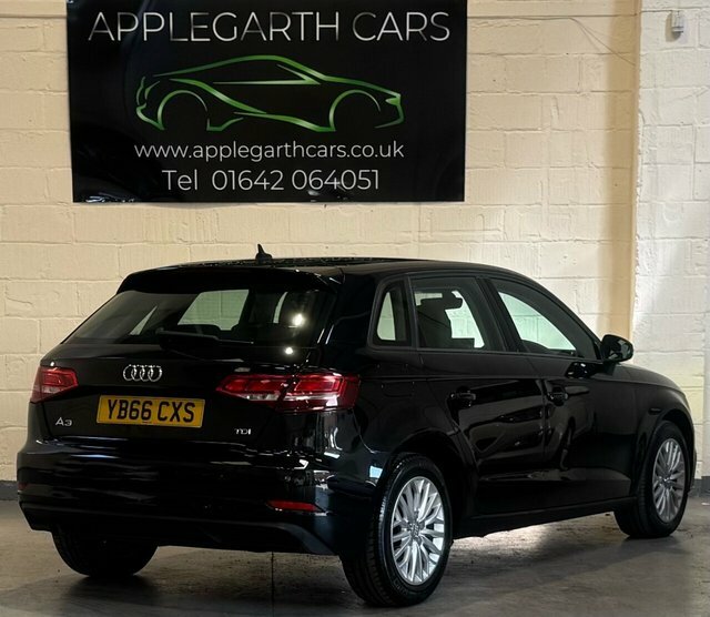 Audi A3 Tdi Se Technik Sportback YB66CXS Black #2