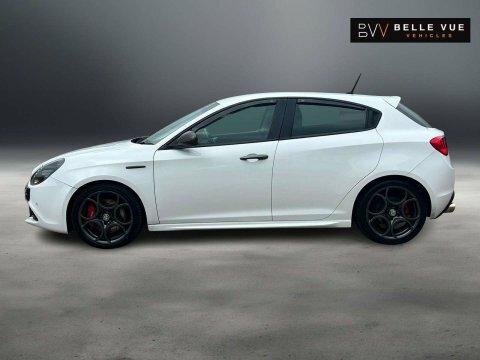 Alfa Romeo Giulietta 1.7 Giulietta Veloce A15FLA White #5