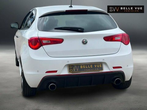 Alfa Romeo Giulietta 1.7 Giulietta Veloce A15FLA White #4