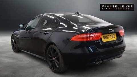 Jaguar XE 2.0 Xe R-sport Black #4
