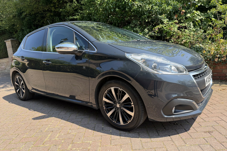 Peugeot 208 Hatchback KX19ZAD Grey