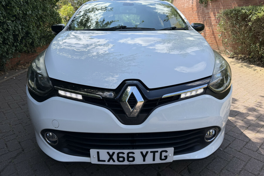 Renault Clio Hatchback White #2