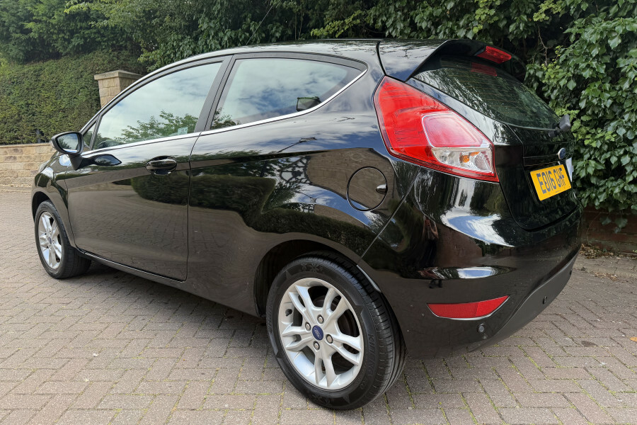 Ford Fiesta Hatchback EO16GHF Black #6