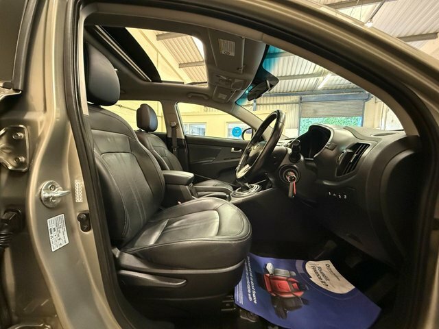 Kia Sportage 1.7 Crdi Ecodynamics 3 Panoramic Suv Silver #2