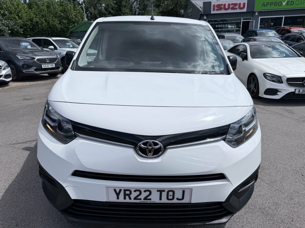 Toyota Proace City 1.5L Active White #2
