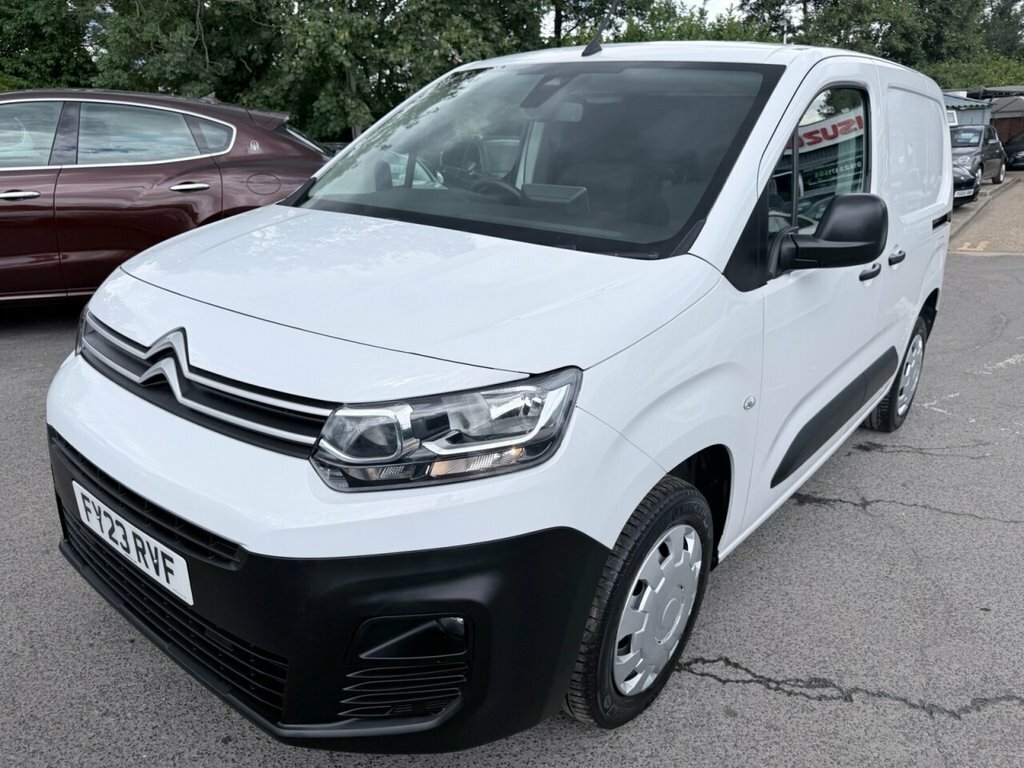Citroen Berlingo 1.2L Enterprise M Pro White #4