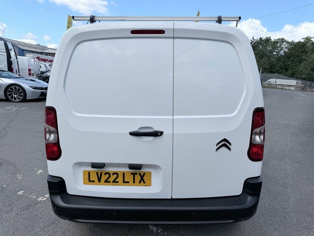 Citroen Berlingo 1.5L Enterprise M Pro LV22LTX White #6
