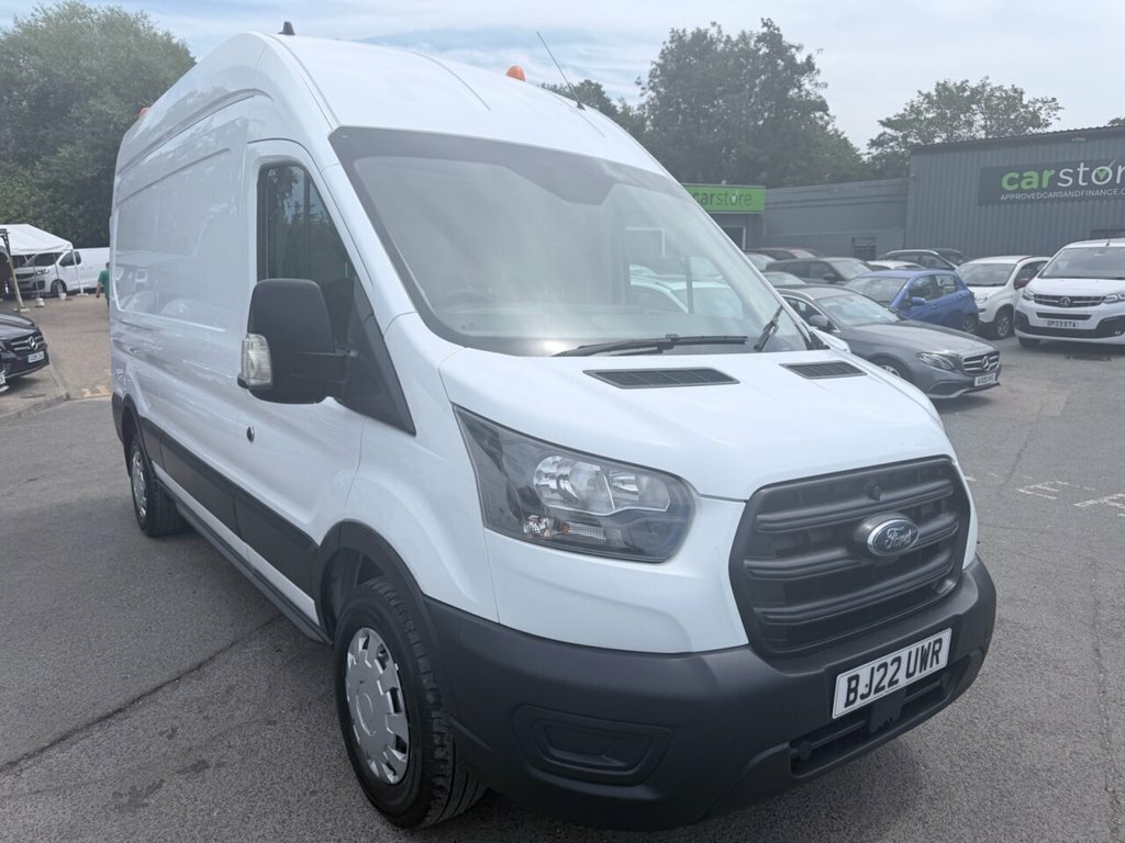 Ford Transit Custom 2L Leader BJ22UWR White