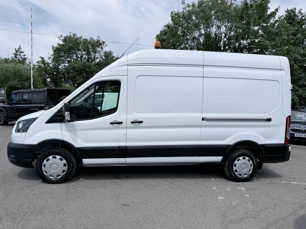 Ford Transit Custom 2L Leader BJ22UWR White #4