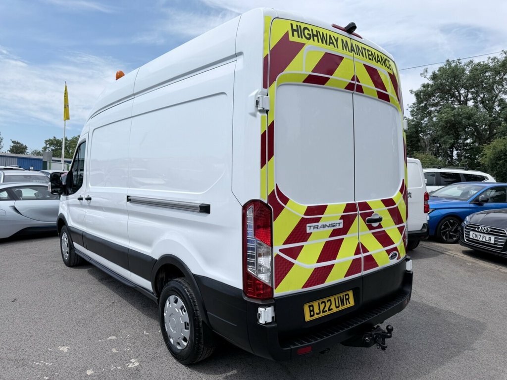 Ford Transit Custom 2L Leader BJ22UWR White #5