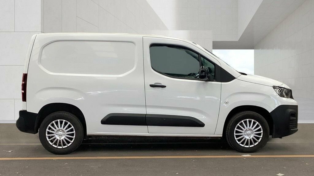 Peugeot Partner 1.5L Professional Premium White #5