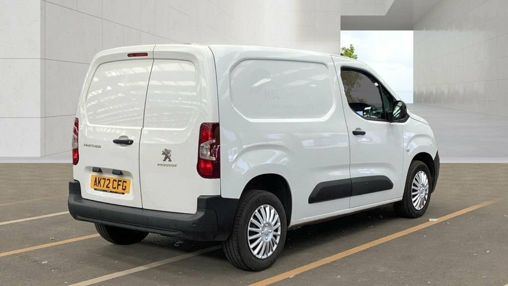 Peugeot Partner 1.5L Professional Premium White #4
