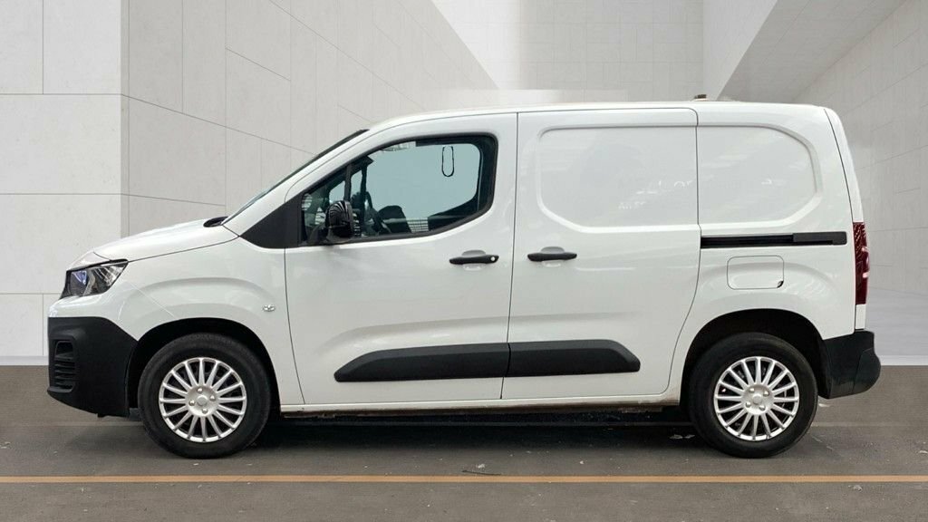 Peugeot Partner 1.5L Professional Premium White #6