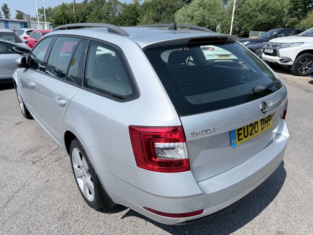 Skoda Octavia 1.5L Se Drive Silver #5