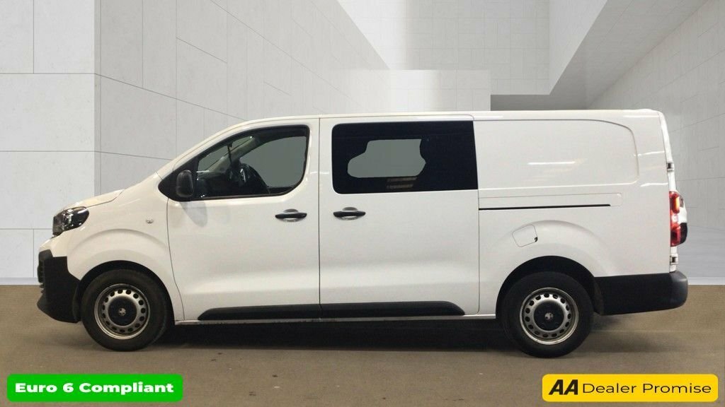 Vauxhall Vivaro 2L Prime 6Dr White #5