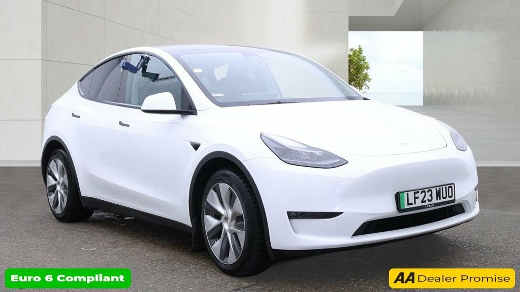 Tesla Model Y Suv White
